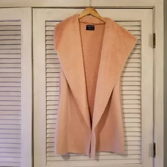Twelfth Love Blush Pink Faux Fur Sweater Vest Large - Picture 1 of 8